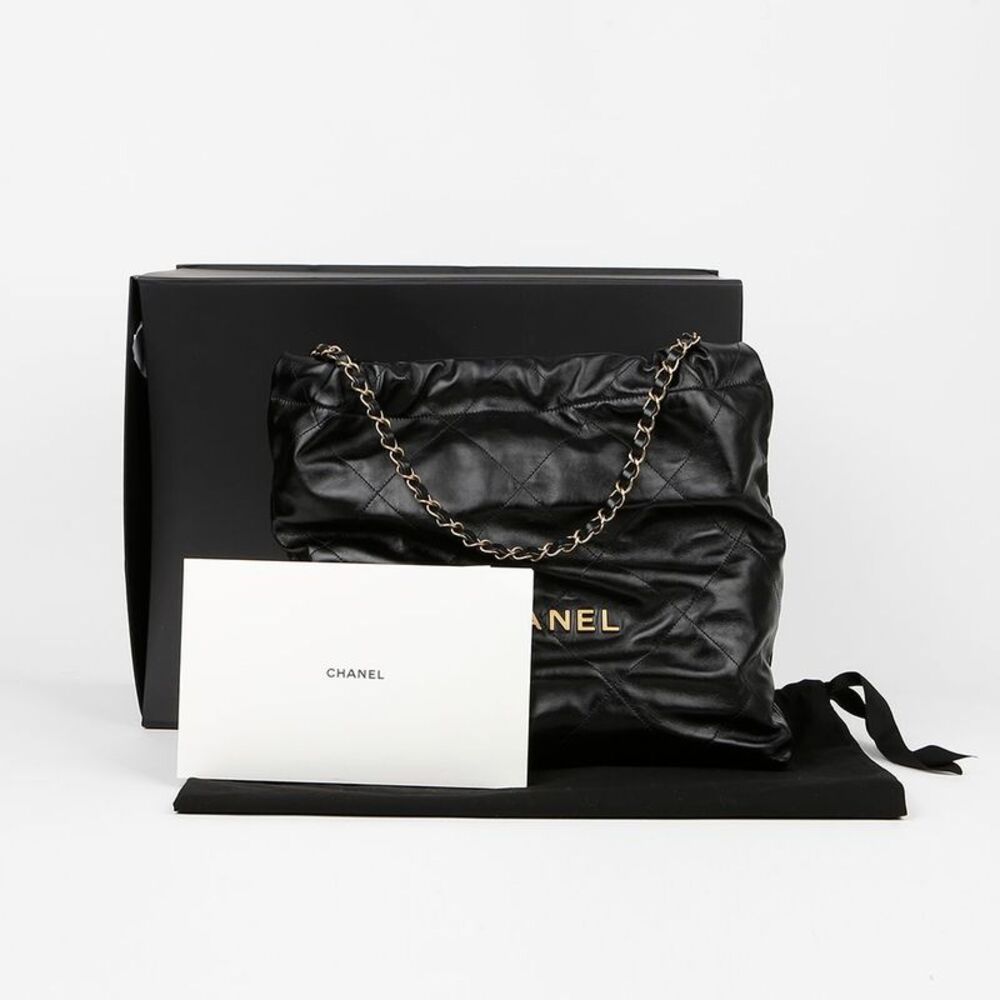Medium Shoulder Bag